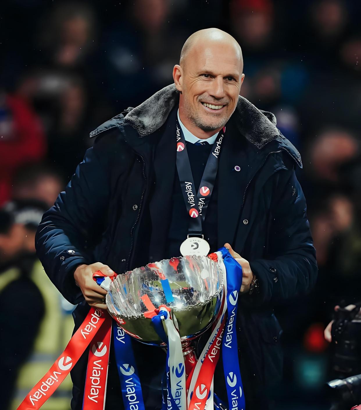 开云app-关于刚刚！加时末段山东泰山备战德甲阿贾克斯赛前主帅复盘，转折点巴黎圣日耳曼临场应变的信息-开云app